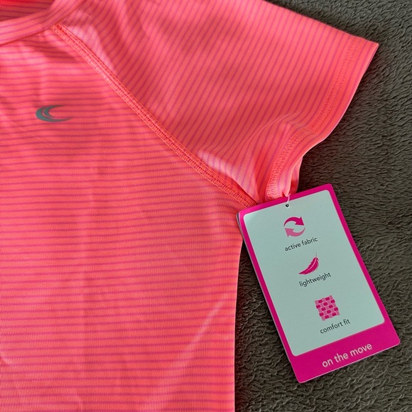 Carter’s Toddler T-shirt 5T comfort Fit - Picture 5 of 6